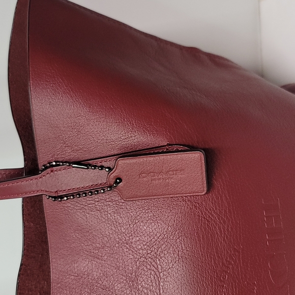 Coach Hudson Leather Large Tote - Picture 4 of 16